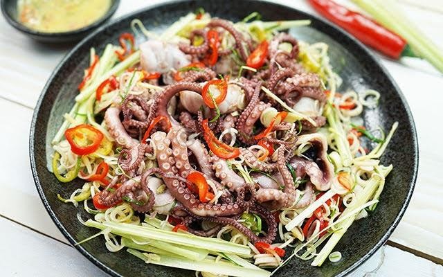 Râu bạch tuộc ngâm sả tắc