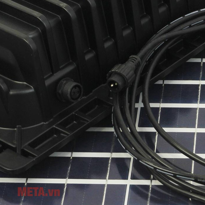 Đèn LED năng lượng mặt trời SUNTEK JD-8300