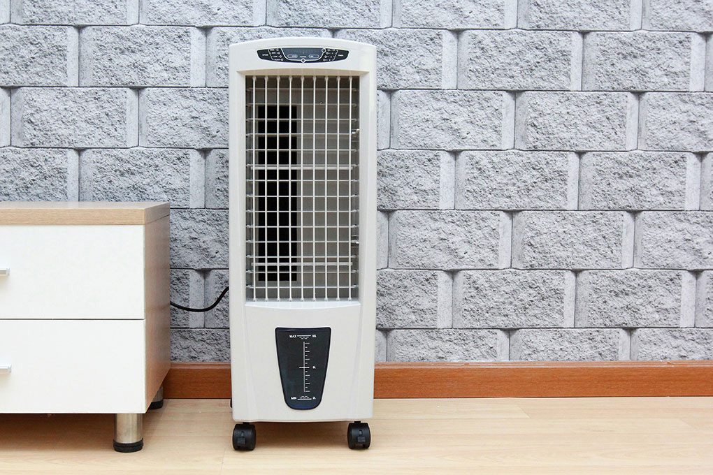 Quạt hơi nước Aqua AREF-B110MK3A (10 lít, 120w)