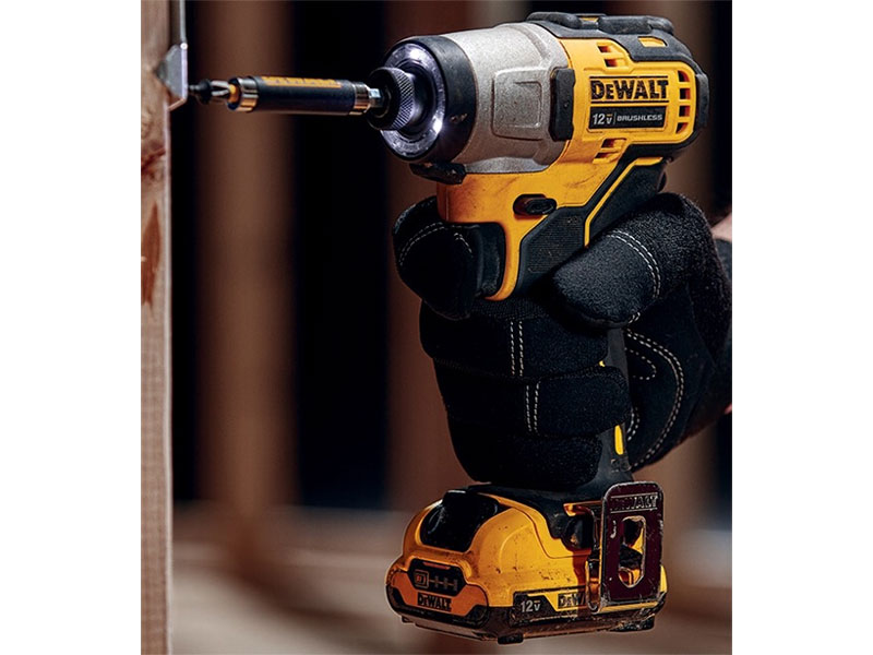 Máy vặn vít dùng pin Dewalt 12V DCF801D1