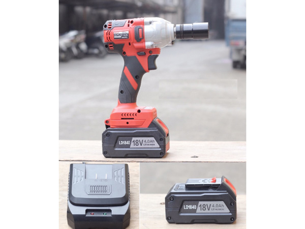 Máy siết bu lông dùng pin Sencan D512001