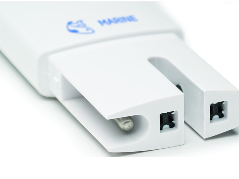 Bút đo độ mặn, nhiệt độ trong thủy sản Hanna HI98319