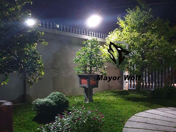 Đèn đường năng lượng mặt trời Mayor wolf CX-AT-90W
