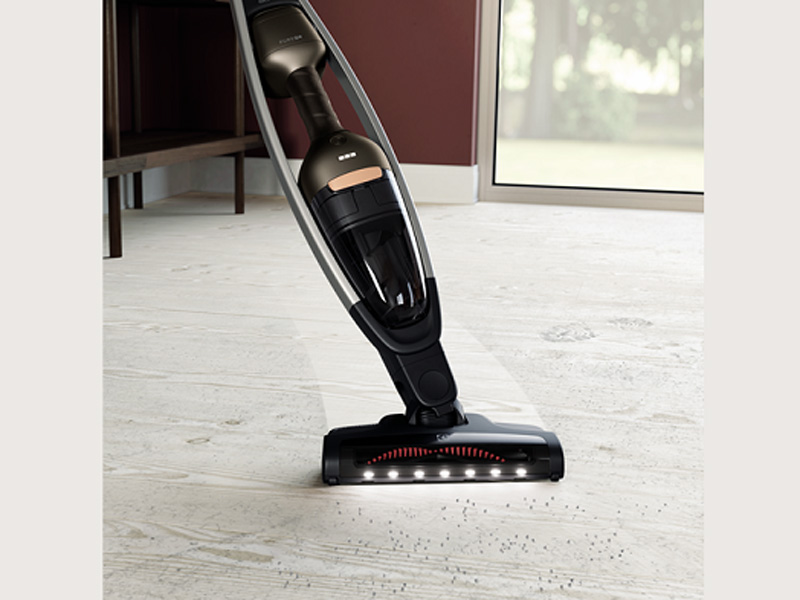 Máy hút bụi Electrolux PQ91-3EM