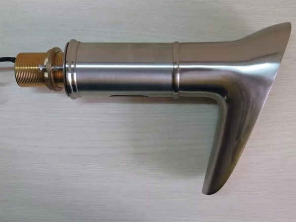 Vòi cảm ứng Smartliving YM108