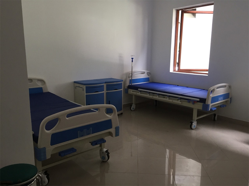 Giường bệnh nhân 2 tay quay Tajermy DP-M16