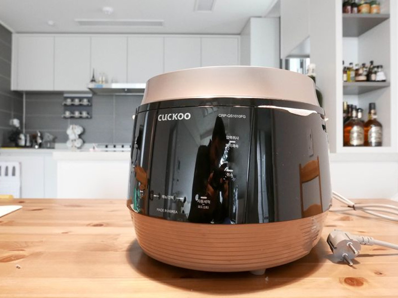 Nồi cơm điện áp suất điện tử Cuckoo CRP-QS1010FG (1.8 lít)