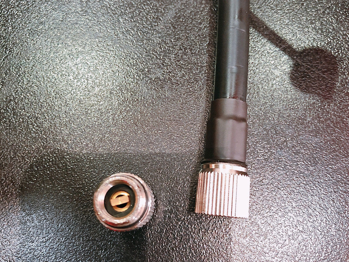 Máy bơm lốp xe đạp, xe máy, mô tô siêu tốc Michelin 12320 (dùng pin)