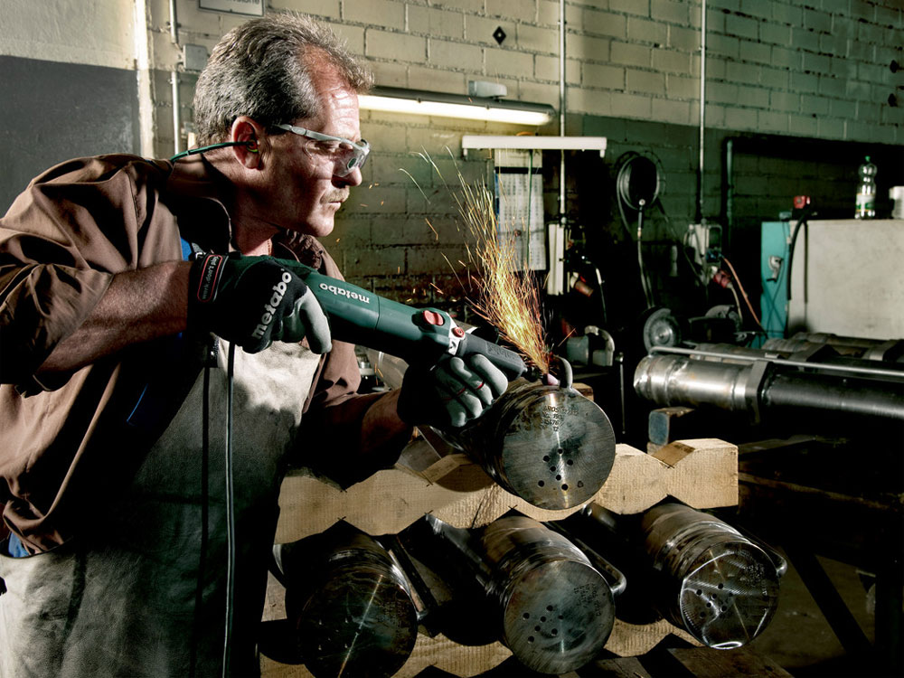 Máy mài thẳng Metabo GE-710 Plus