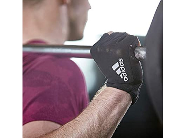 Găng tay thể thao Adidas size M ADGB-12524