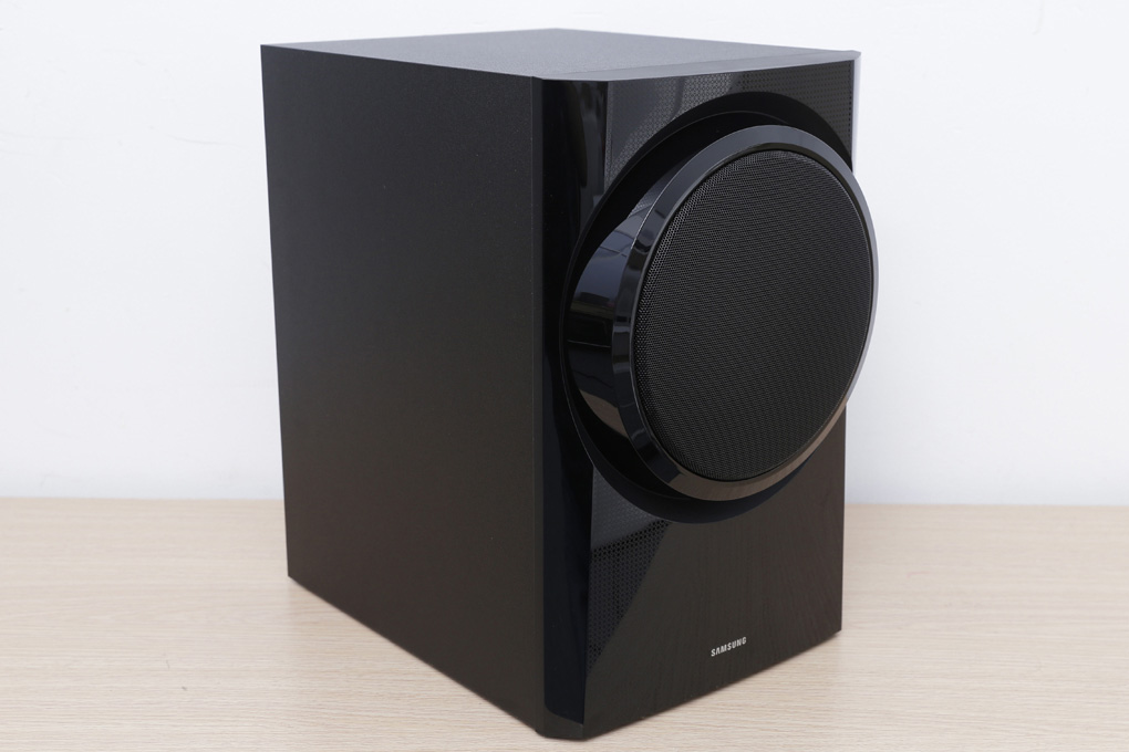 Loa thanh soundbar Samsung 2.1 HW-K350 (150W)