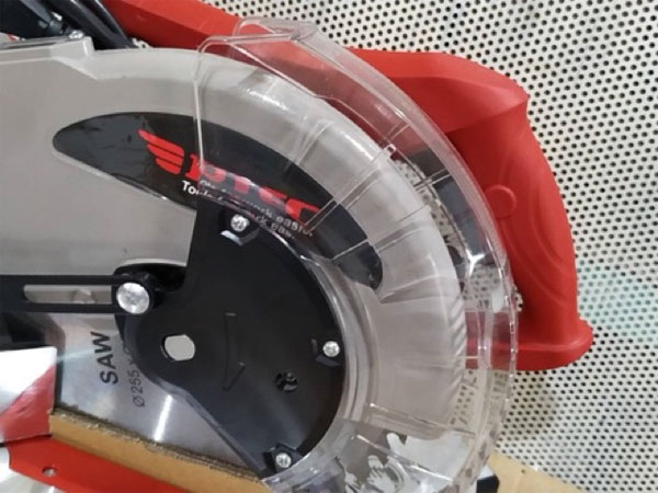 Máy cắt đa năng BTEC BT105C