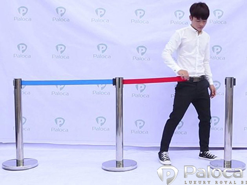 Cột chắn inox trắng Paloca dây 1,8m