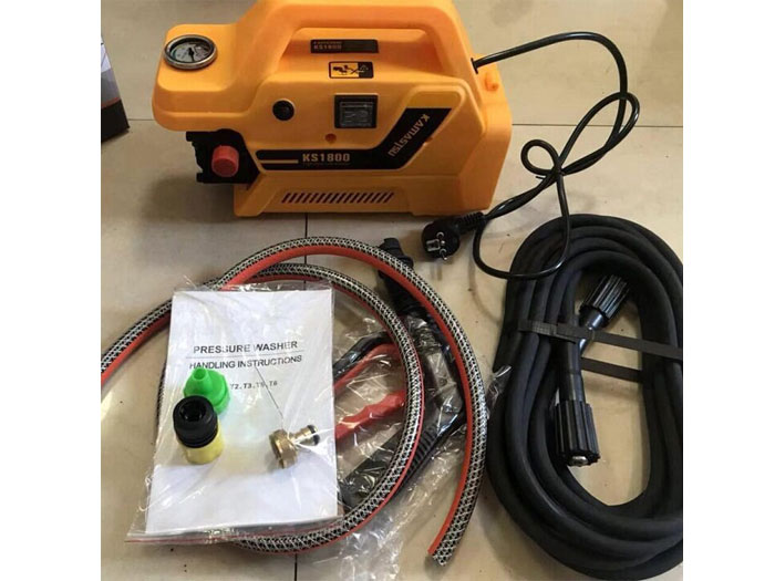 Máy rửa xe Kamastsu KS 1800 (Công suất 1800W)
