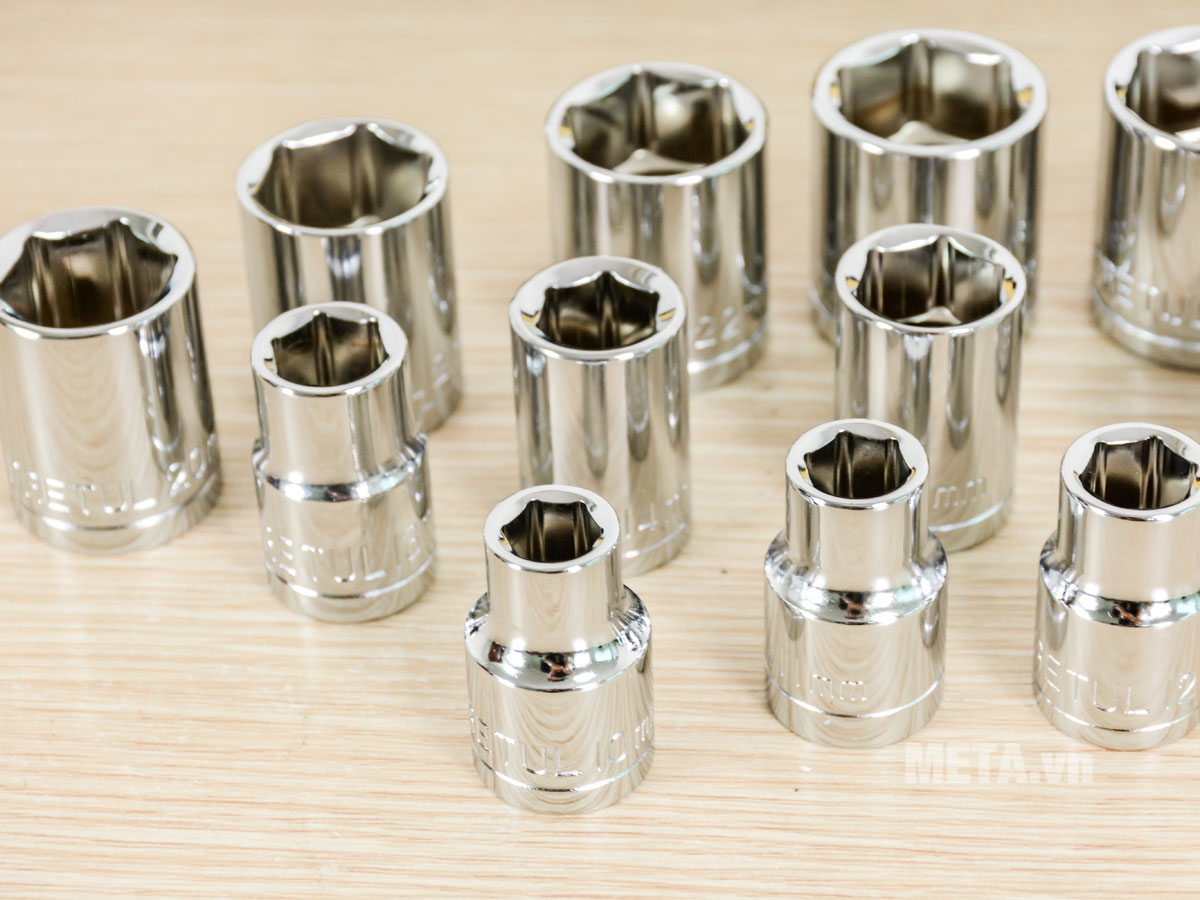 Bộ socket 17 chi tiết 10mm - 27mm Pretul 21174