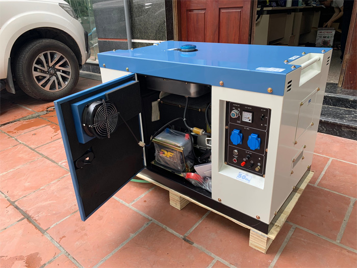 Máy phát điện chạy dầu 7kW Huspanda HD8600S chống ồn