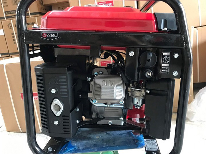 Máy phát điện chạy xăng Huspanda H4600I Inverter siêu chống ồn (3.5kW-3.8kW)