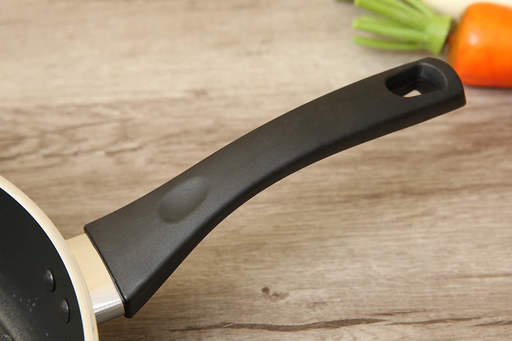 Chảo nhôm chống dính đáy từ 28 cm Supor IH H18201-J28