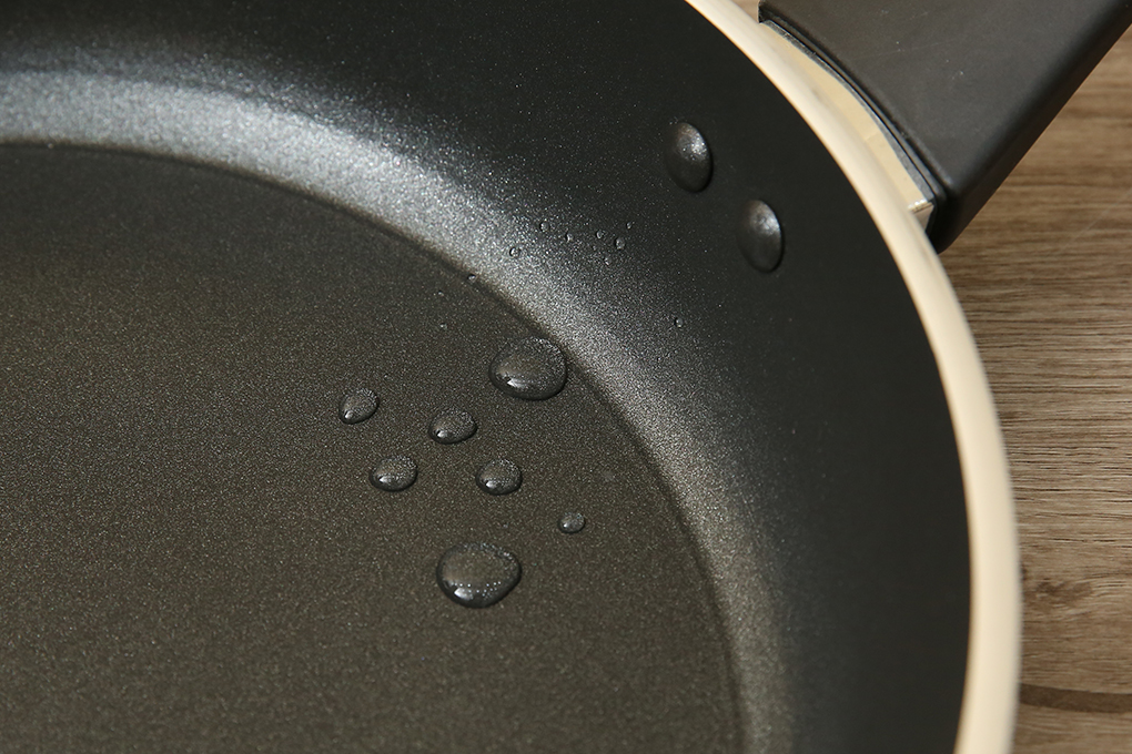 Chảo nhôm chống dính đáy từ 28 cm Supor IH H18201-J28