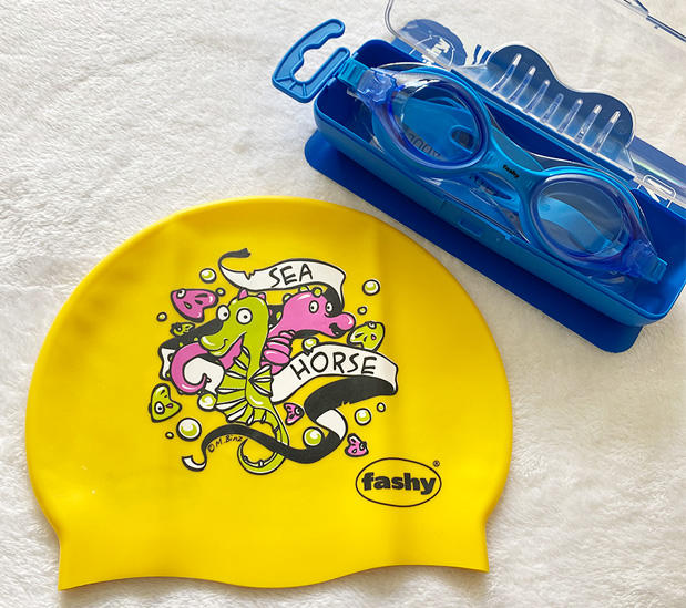 Nón bơi trẻ em sinh vật biển Fashy