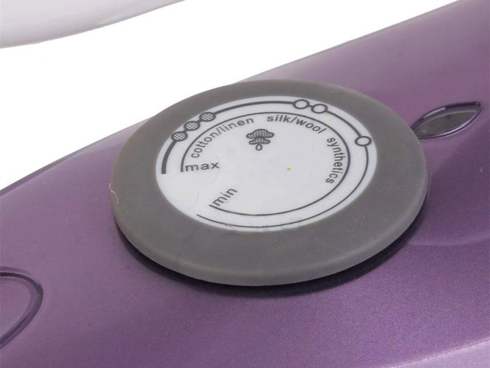 Bàn là hơi nước Tiross TS527 1000W