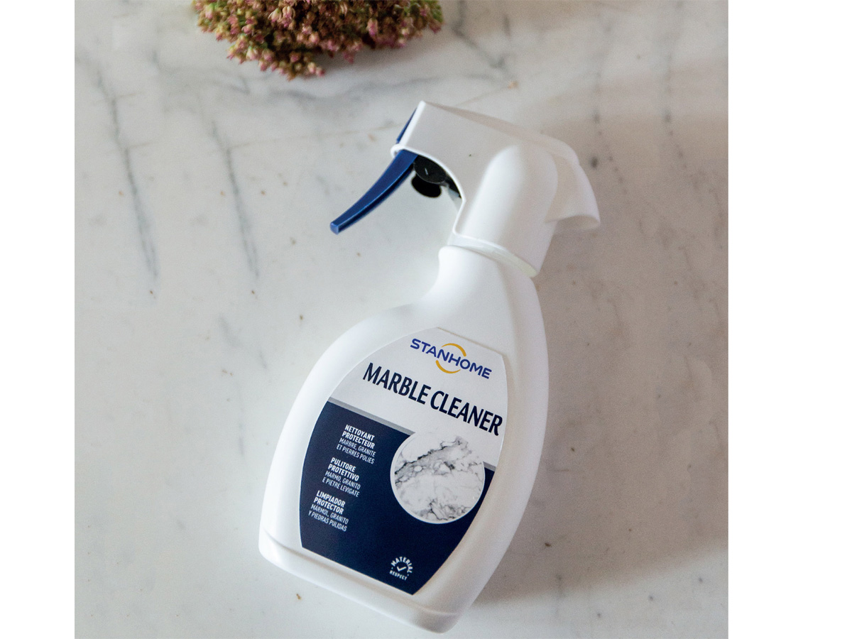 Xịt làm sạch bề mặt đá tự nhiên, đá cẩm thạch Marble Cleaner Stanhome 250ml
