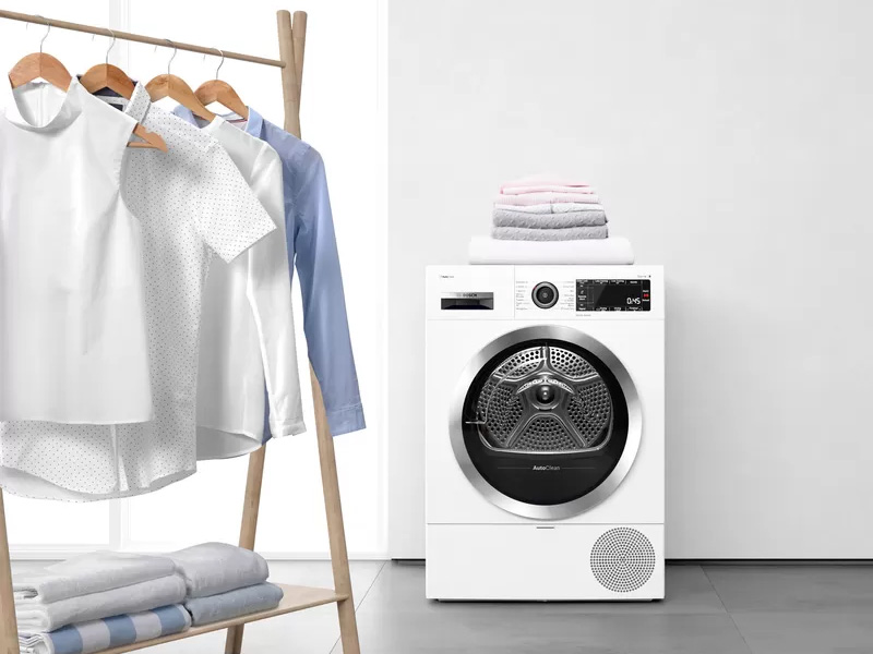 Máy sấy quần áo bơm nhiệt tụ hơi 8kg Bosch WTR85V00SG (Serie 4)