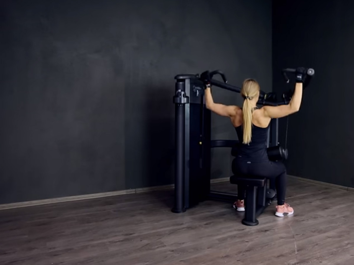 Máy tập vai Impulse IT9502