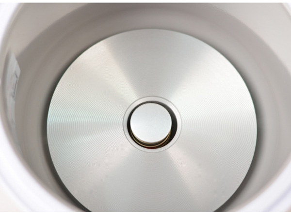 Nồi cơm điện nắp gài 2 lít Happy Cook HC-200LX