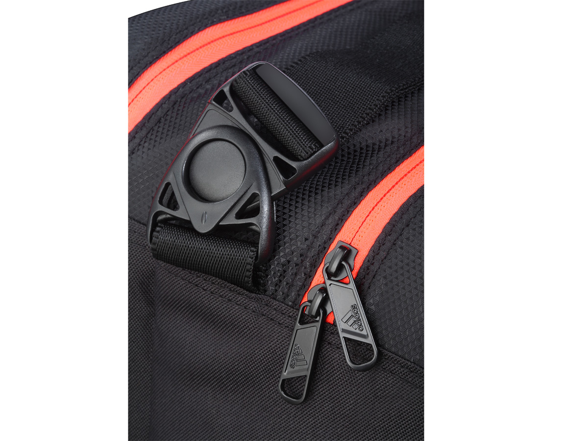 Túi Adidas vuông Wucht P7 Tournament Bag