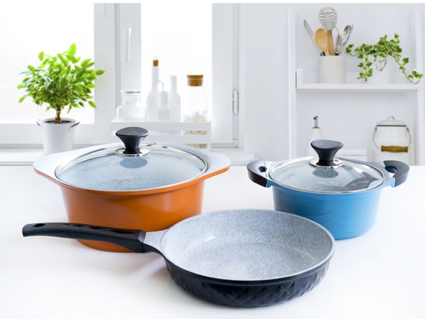 Nồi Eco size 24cm chống dính, tráng sứ, đáy từ - Nhập khẩu Hàn Quốc