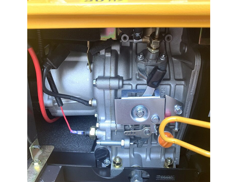 Máy phát điện chạy dầu 5Kw Kama KDE6500TN