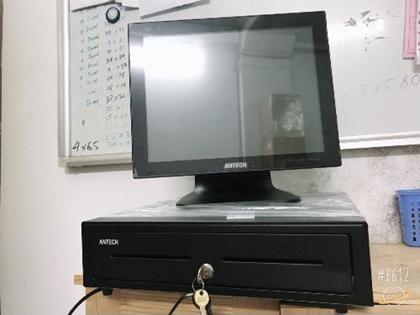 Máy bán hàng cảm ứng Pos Antech P8900
