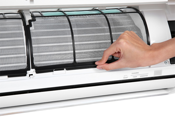 Điều hòa 1 chiều 9.000BTU inverter Toshiba RAS-H10L3KCVG-V (Gas R32)