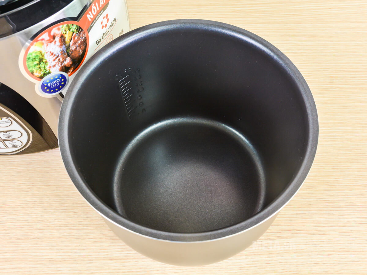 Nồi áp suất Smartcook PCS-0238 6 lít