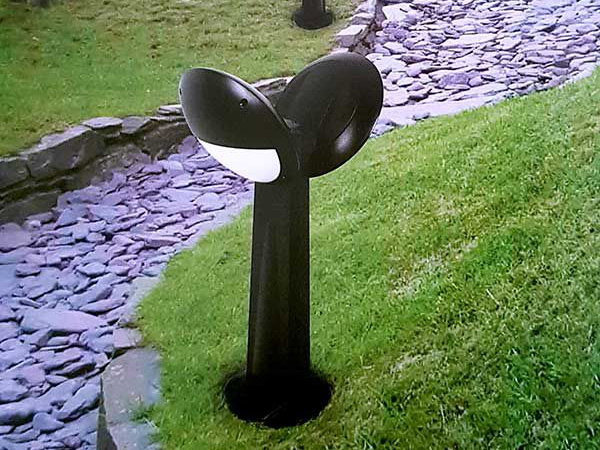 Đèn lối đi sân vườn hiện đại LiOA LDHDHBO hướng 2 bên (Đui E27, chưa gồm bóng led)