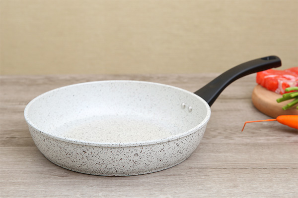 Chảo vân đá chống dính dùng trên bếp từ Supor Rock F23A26IH - 26cm