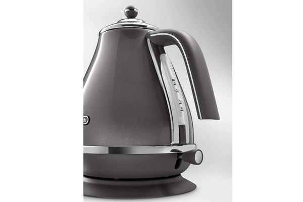 Ấm đun nước Delonghi KBOT2001.GY