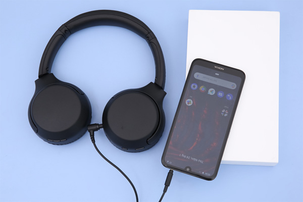 Tai nghe không dây Sony EXTRA BASS WH-XB700