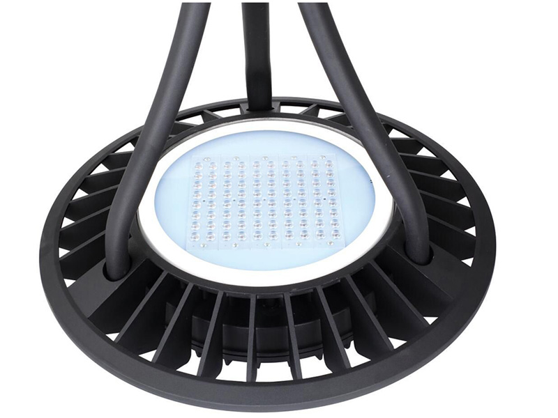 Đèn năng lượng mặt trời Solar CET-113-150W (chiếu sáng 230m2)