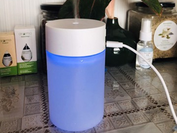 Máy khuếch tán tạo ẩm không khí Aroma chữ M 200ml