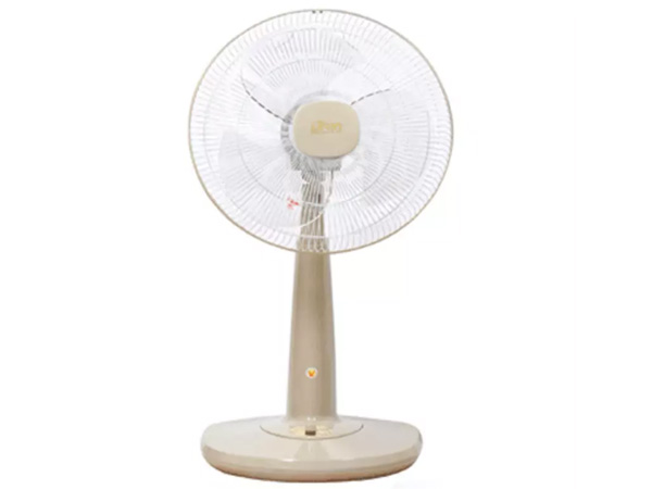 Quạt lửng Lifan QL-316 (Màu giao ngẫu nhiên)