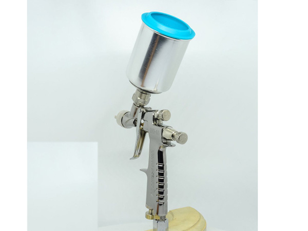 Súng phun sơn Iwata LHP-80-042G
