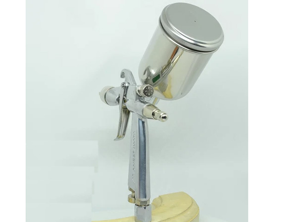 Súng phun sơn Iwata LHP-50-102G