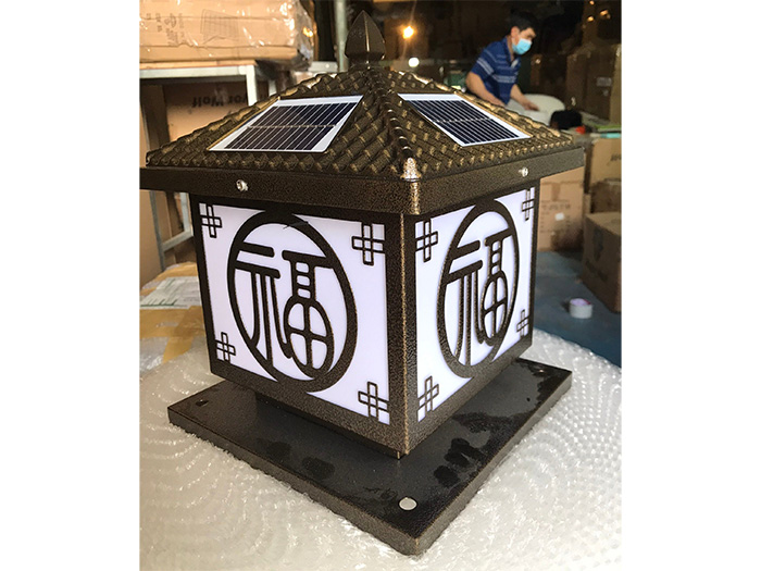 Đèn trụ cổng năng lượng mặt trời MK-1601