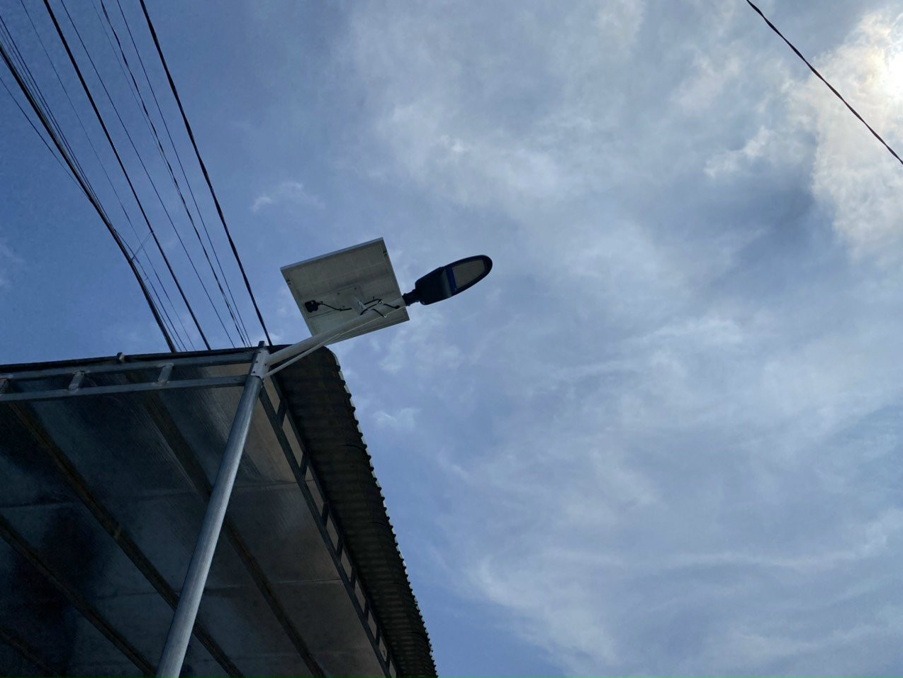 Đèn đường năng lượng mặt trời JinDian JD-200 (200W)