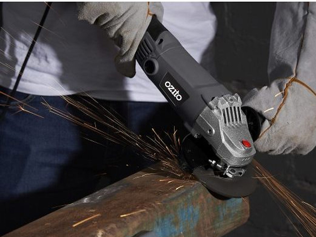 Máy mài cầm tay 125mm Ozito AGS-0125