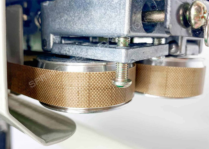 Máy hàn miệng túi băng chuyền tự động AS02