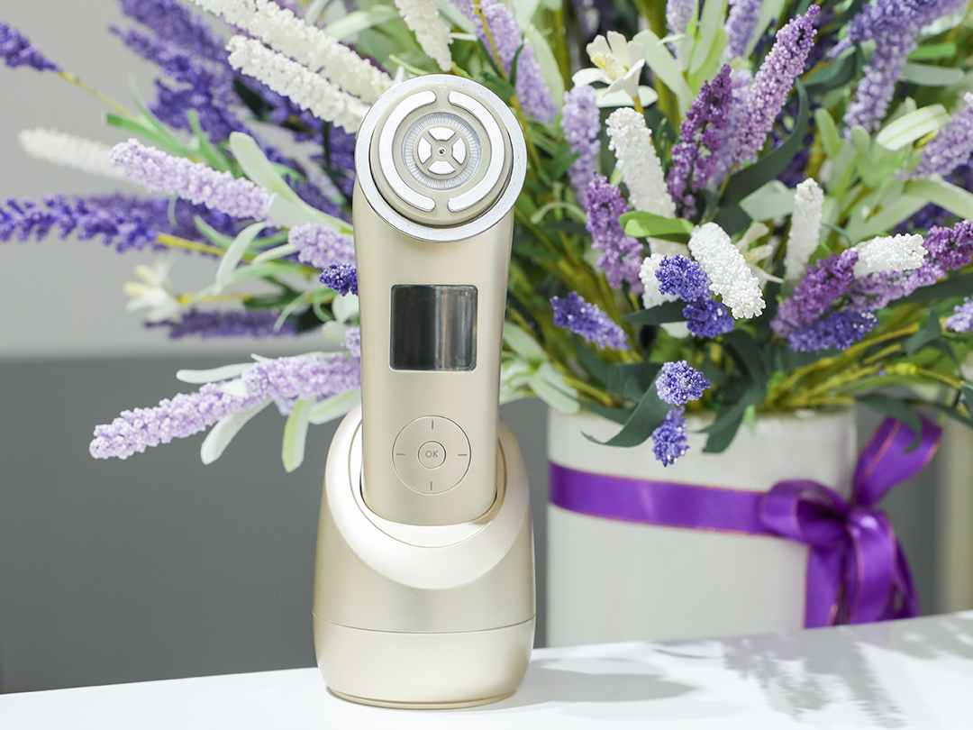 Máy đẩy dưỡng chất trẻ hóa da NanoTime Beauty F81E