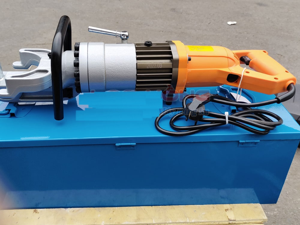 Máy uốn thủy lực cầm tay Đông Phong GW C25/220V